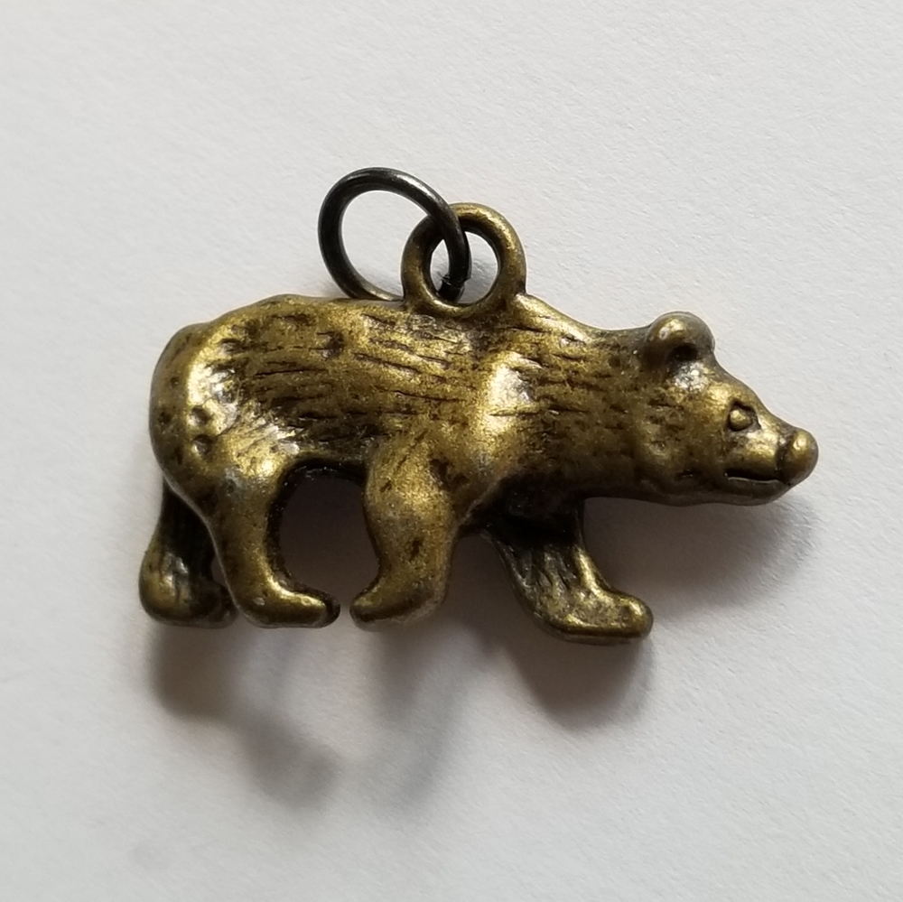 Relisted - Bear pendant charm antiqued gold tone metal animal - Picture 10 of 10